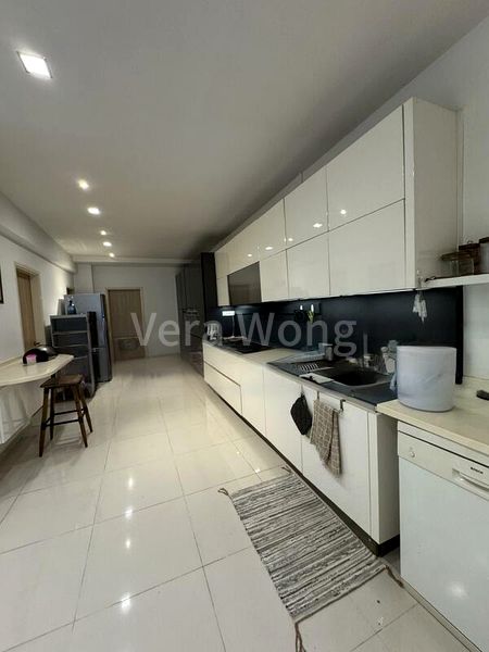 4 Bed Corner Terrace (Landed) for Sale in  Ah Hood Gardens - Image 4