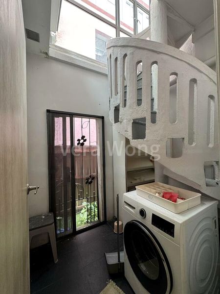 4 Bed Corner Terrace (Landed) for Sale in  Ah Hood Gardens - Image 13