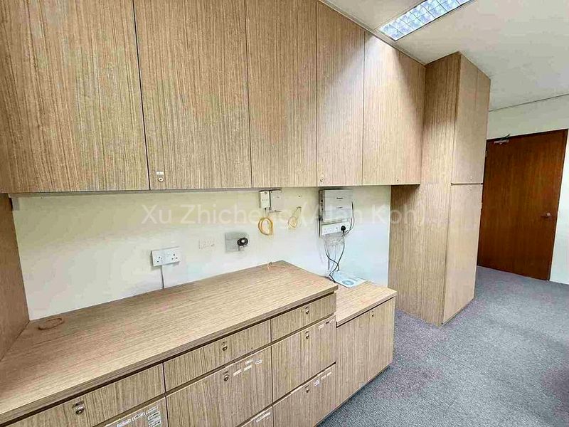 Office for Rent: SGX Centre II - Image 3