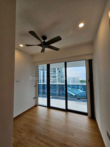 4 Bed Apartment (Condo) for Rent in  Marina Bay Suites - Image 3