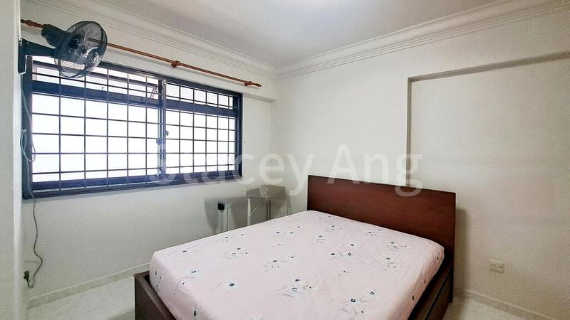 Common Room (HDB) for Rent in  321C Anchorvale Drive - Image 1