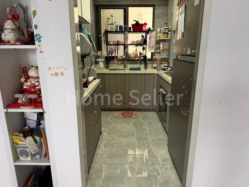 3 Bed Executive Condo for Sale in Northwave - Image 9