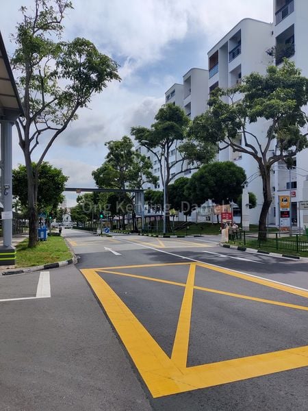 Shop / Shophouse for Rent: 208 Hougang Street 21 - Image 1