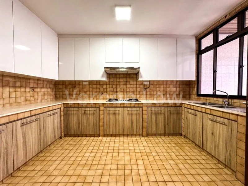 5 Bed (Landed) for Rent in  Selby Gardens - Image 14