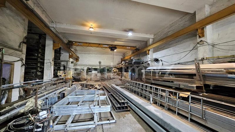 Factory / Workshop (B2) for Sale: Gul Circle - Image 3