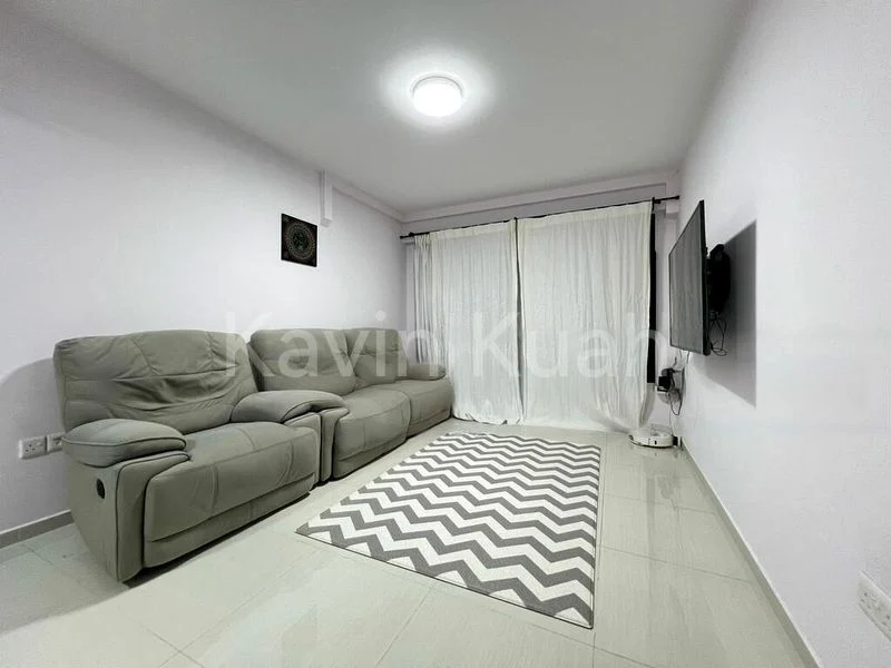 4 Room (4A) HDB for Sale in  933A Hougang Avenue 9 - Image 5
