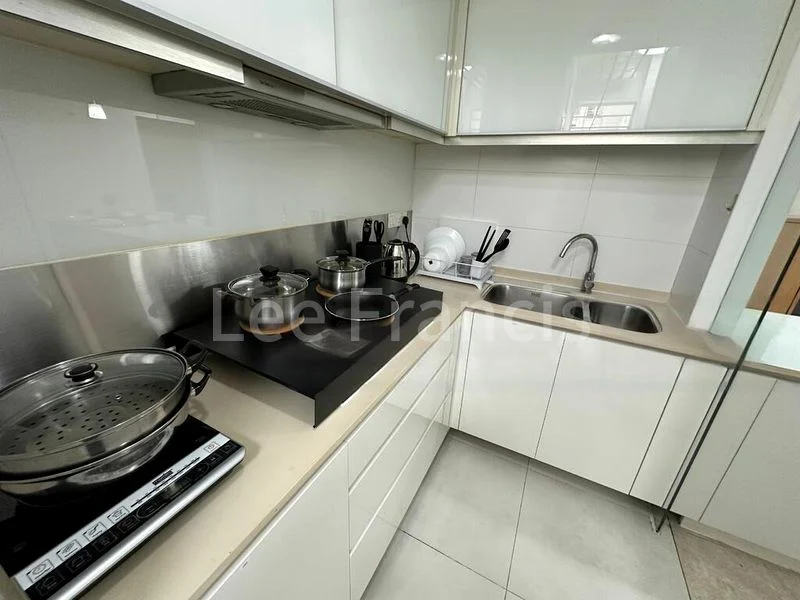 Room (Condo) for Rent in  The Centris - Image 7