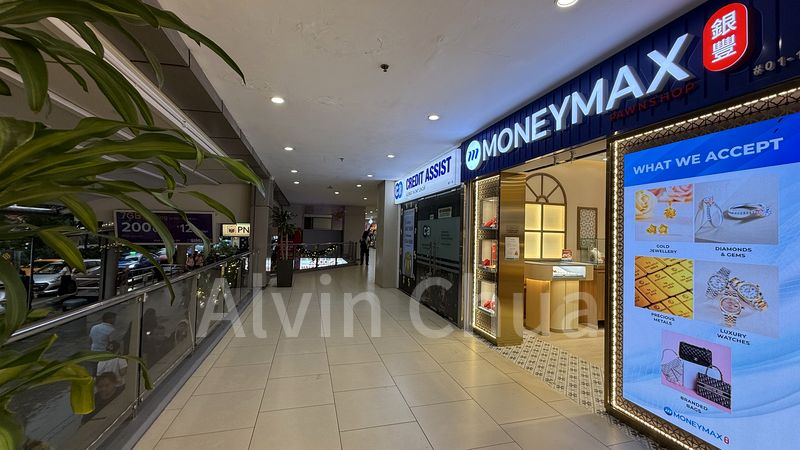 Mall Shop for Rent in Lucky Plaza - Image 37