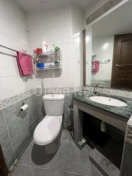 Common Room (Condo) for Rent in  Eastvale - Image 6