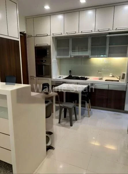 4 Bed Condo for Rent in  Palm Spring - Image 1