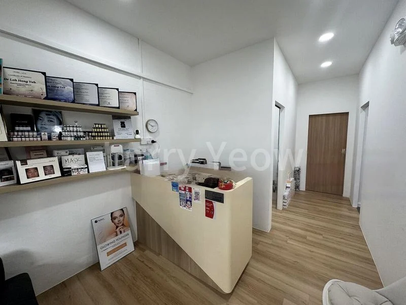 Shop / Shophouse for Rent: 11 Jalan Bukit Merah - Image 4