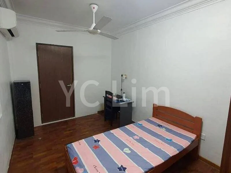 Master Room (Landed) for Rent in  Happy Avenue East - Image 3