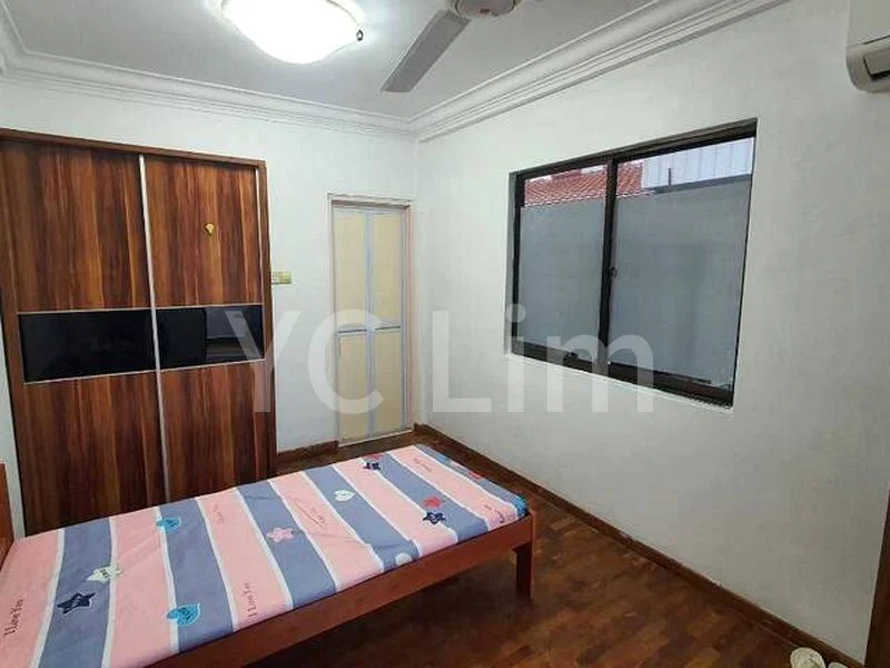 Master Room (Landed) for Rent in  Happy Avenue East - Image 2