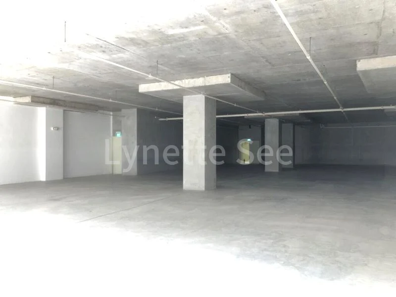 Light Industrial (B1) for Rent: Techplace II - Image 4