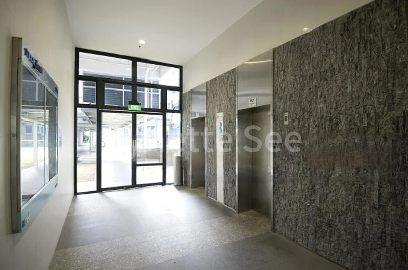 Light Industrial (B1) for Rent: Techplace II - Image 2