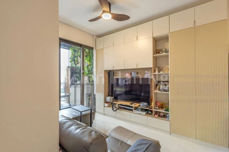 3 Bed Condo for Sale in  Midwood - Image 4