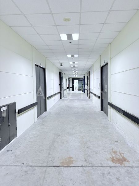 Light Industrial (B1) for Sale in  Paya Lebar 178 - Image 1