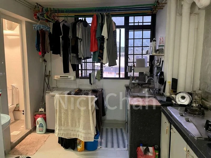 3 Room (3I) HDB for Rent in  523 Bukit Batok Street 52 - Image 2