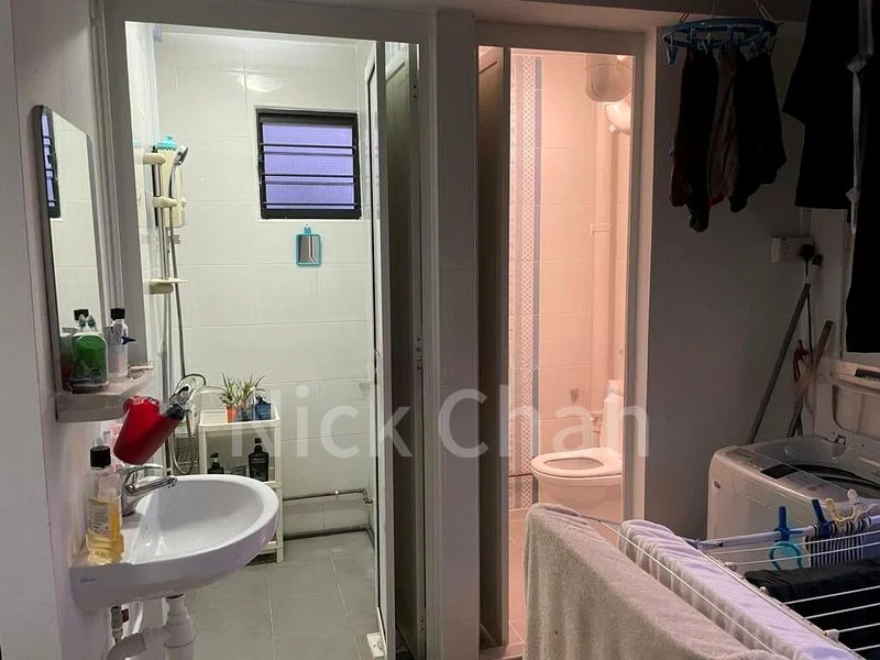 3 Room (3I) HDB for Rent in  523 Bukit Batok Street 52 - Image 5