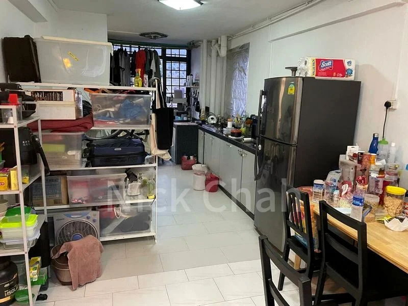 3 Room (3I) HDB for Rent in  523 Bukit Batok Street 52 - Image 3