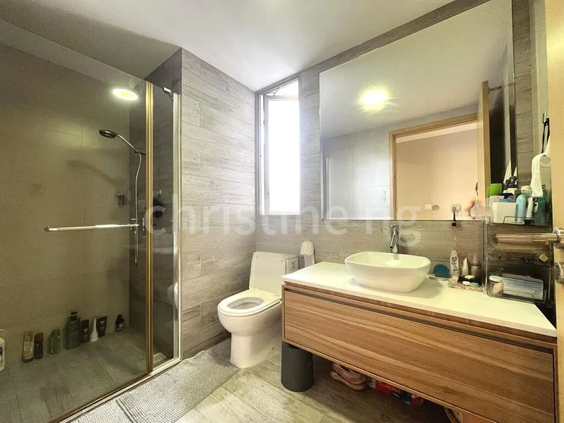 4 Bed Executive Condo for Sale in  Sea Horizon - Image 8