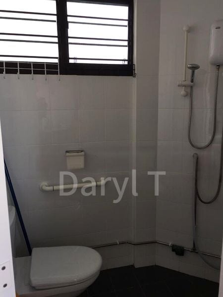 3 Room (3NG) HDB for Rent in  301 Jurong East Street 32 - Image 1