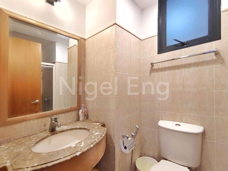 Room (Condo) for Rent in Tanglin View - Image 3