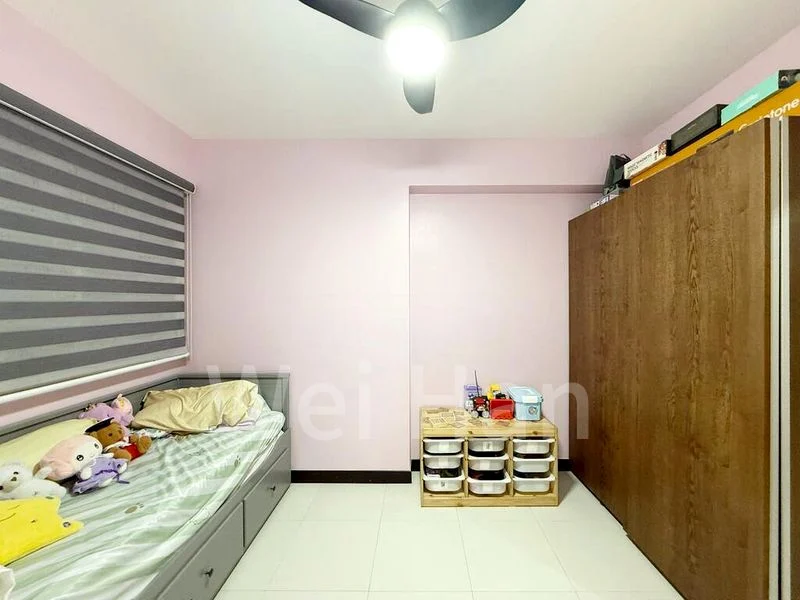4 Room (4A) HDB for Sale in  573 Choa Chu Kang Street 52 - Image 3