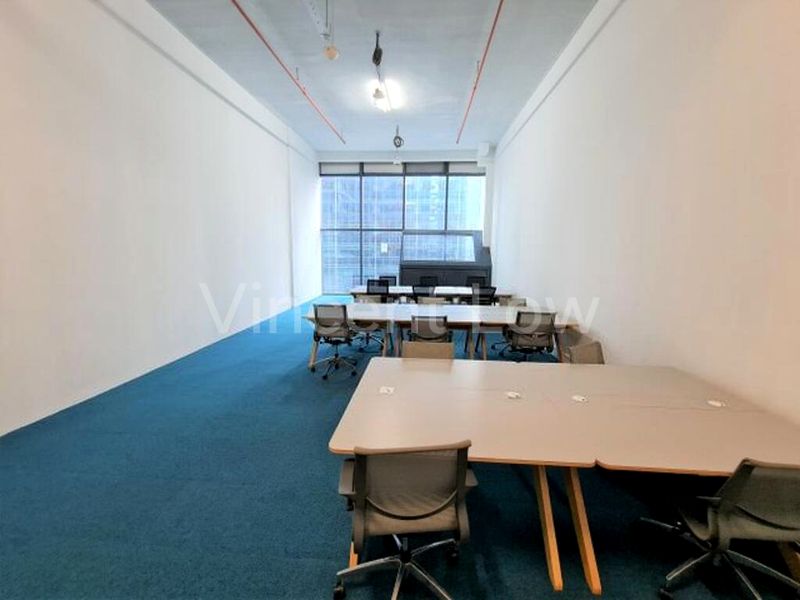 Office for Rent: Tahir Building - Image 4