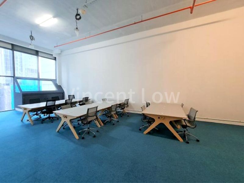 Office for Rent: Tahir Building - Image 3