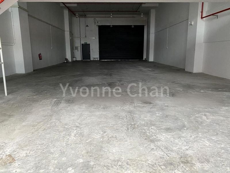 Factory / Workshop (B2) for Sale: Loyang Enterprise Building - Image 1