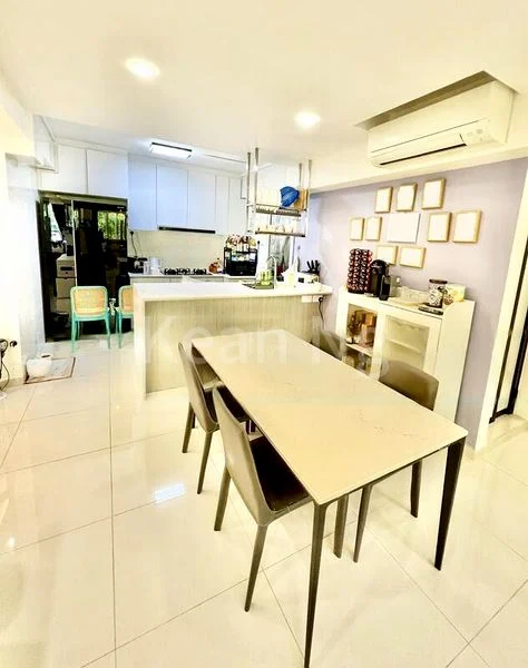 5 Room (5I) HDB for Sale in  82B Lorong 4 Toa Payoh - Image 8