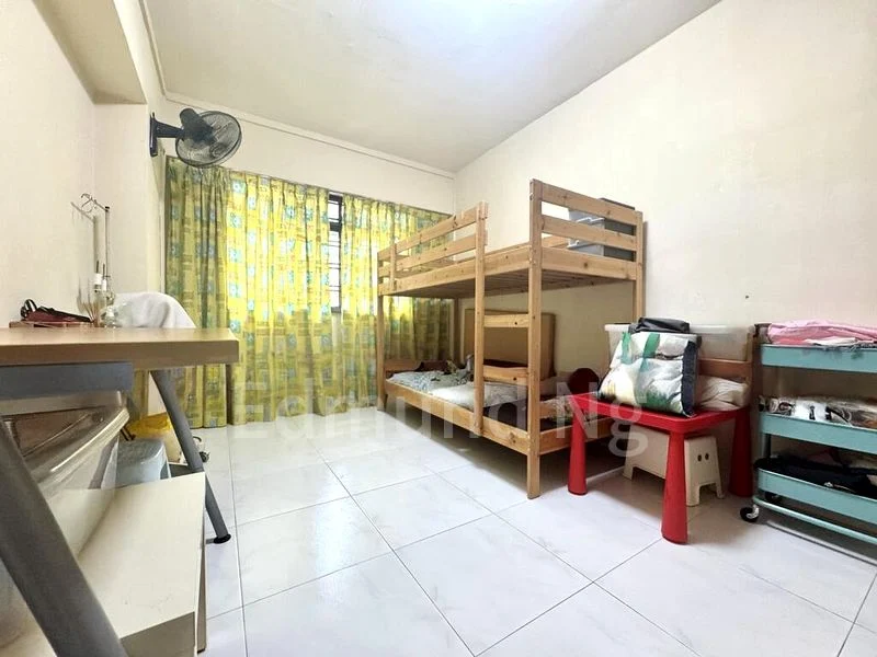Executive HDB for Sale in  308 Canberra Road - Image 5