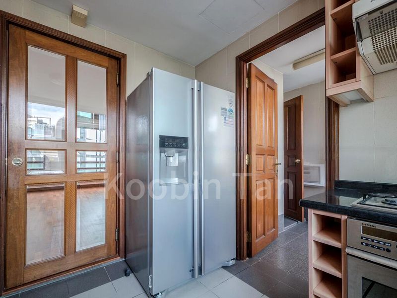 3 Bed Condo for Rent in  Hullet Rise - Image 12