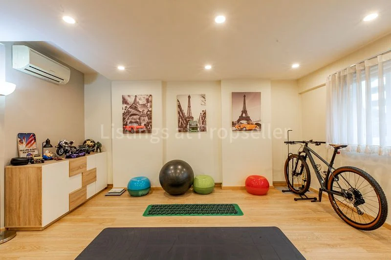 3 Room (3NG) HDB for Sale in 64 Telok Blangah Drive - Image 3