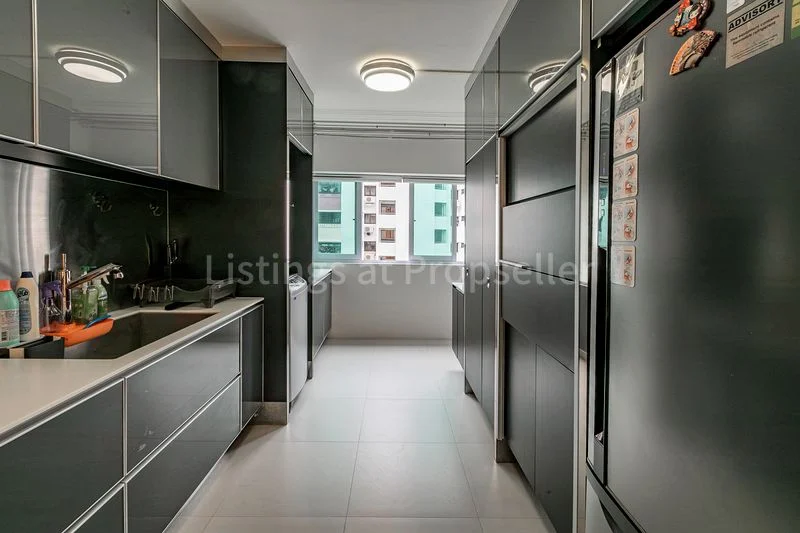 3 Room (3NG) HDB for Sale in 64 Telok Blangah Drive - Image 6