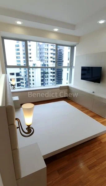 3 Bed Condo for Rent in  The Esta - Image 14