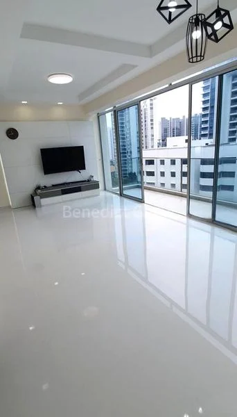 3 Bed Condo for Rent in  The Esta - Image 20
