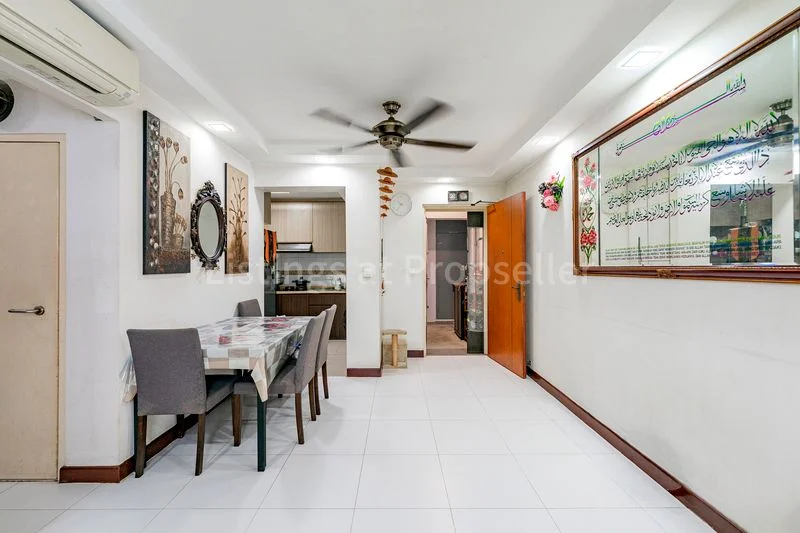 3 Room (3A) HDB for Sale in 590B Montreal Link - Image 5