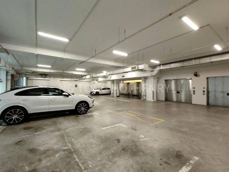 Office for Rent: Sif Building - Image 9