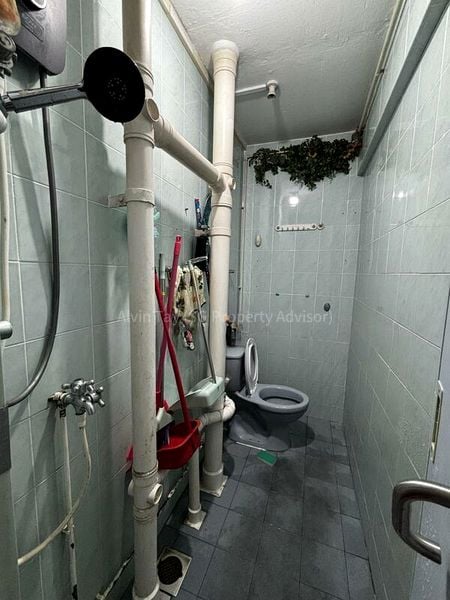 Common Room (HDB) for Rent in 3 Jalan Batu - Image 4