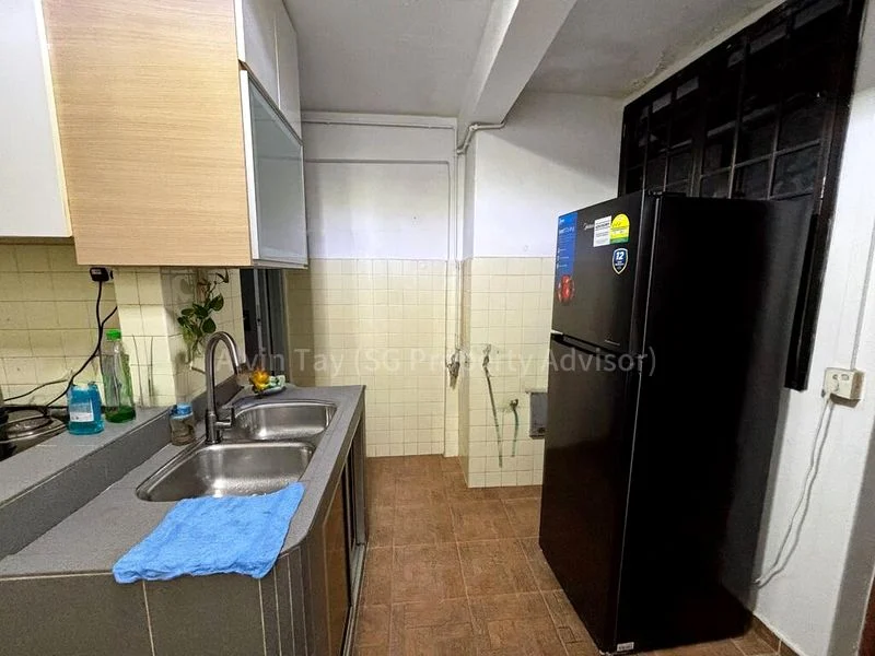 Common Room (HDB) for Rent in 3 Jalan Batu - Image 5