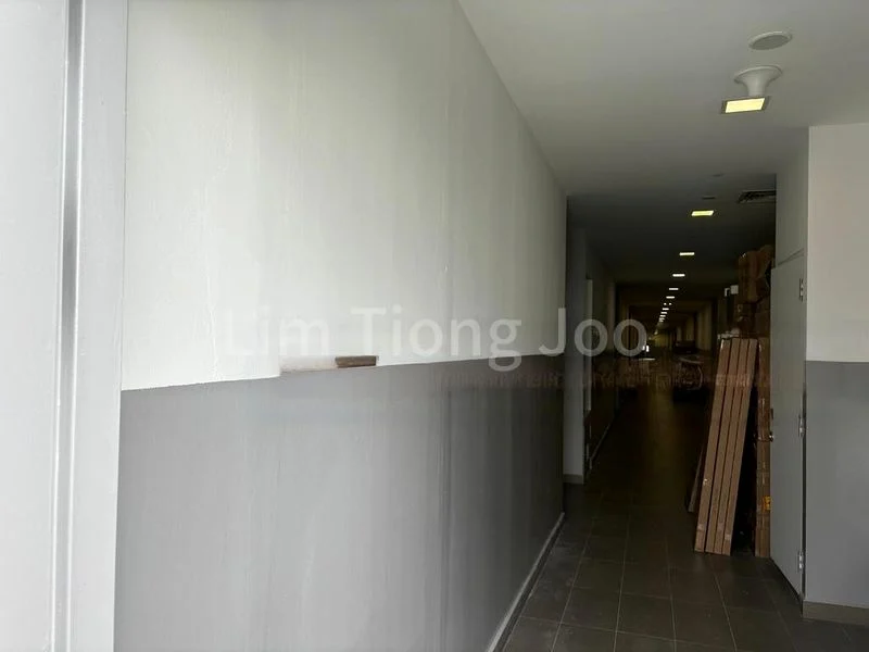 Light Industrial (B1) for Sale: Nordcom I - Image 9