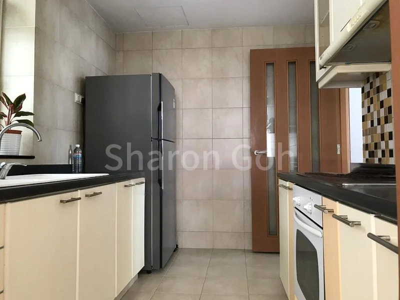 2 Bed Condo for Rent in  Summerhill - Image 3