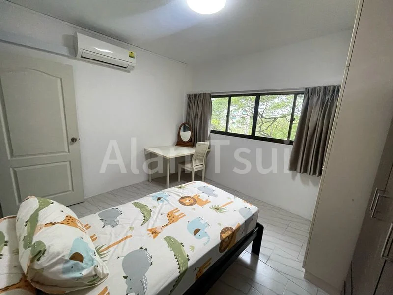 Common Room (HDB) for Rent in  27 Marine Crescent - Image 1