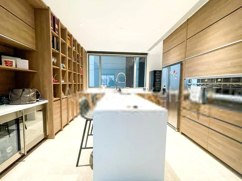 4 Bed Condo for Rent in  Leedon Residence - Image 5