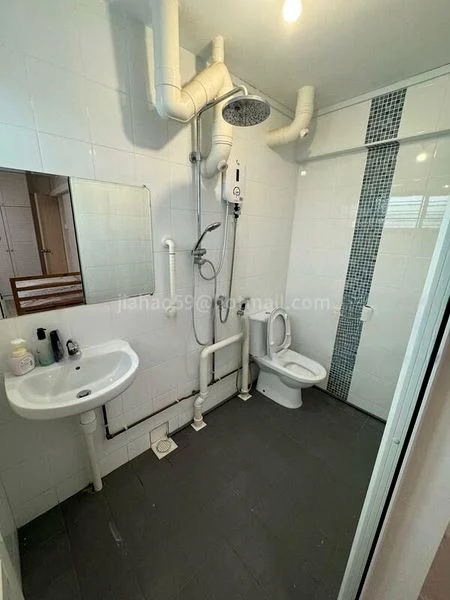 Common Room (HDB) for Rent in  711 Hougang Avenue 2 - Image 7