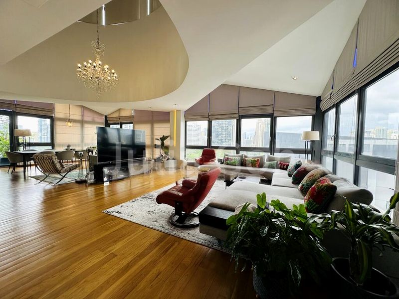 4 Bed Condo for Rent in  72 Grange - Image 3