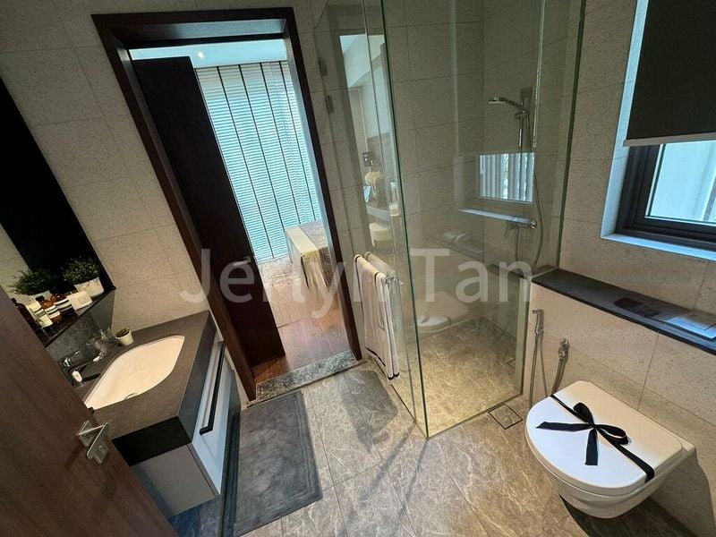 2 Bed Condo for Sale in Holland Grove Road - Image 17