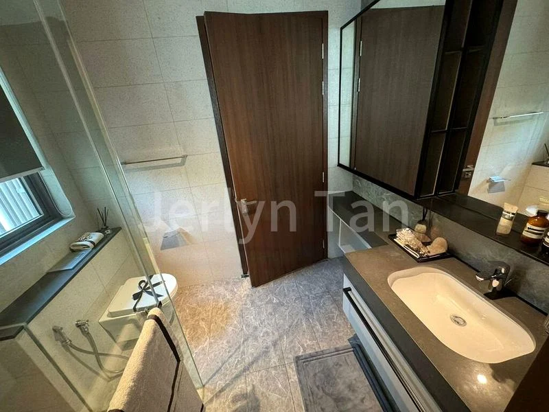 2 Bed Condo for Sale in Holland Grove Road - Image 6
